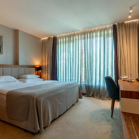 Tonanti Hotel